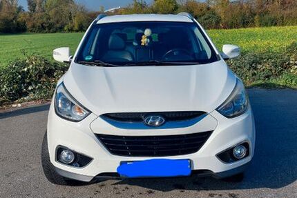 Hyundai ix35 121.000 km 9.600 € Leimen 69181
