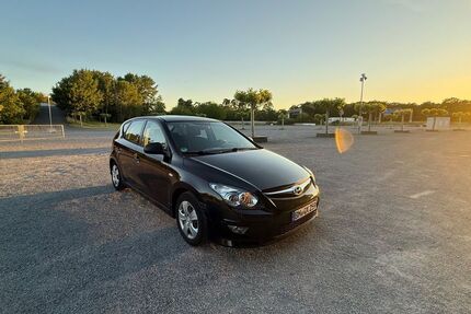 Hyundai i30 225.803 km 1.900 &euro; Hockenheim 68766