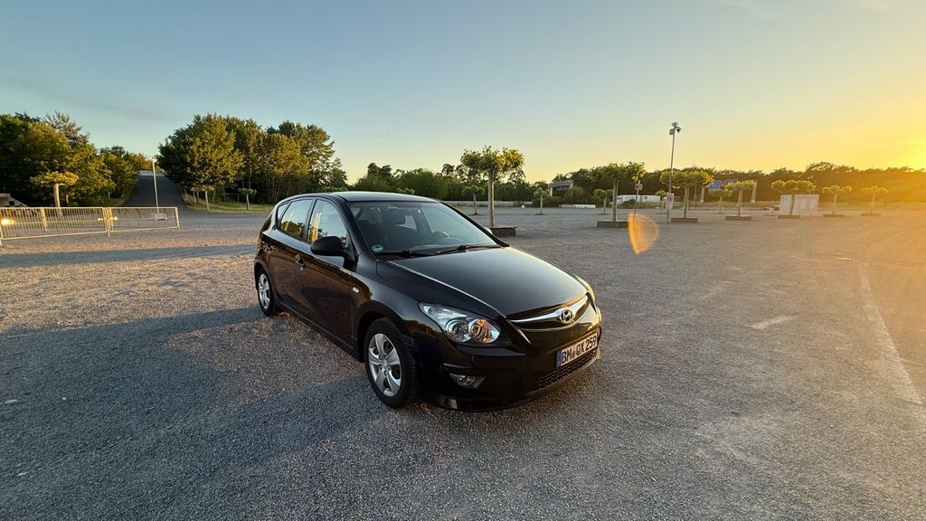 Hyundai i30 225.803 km 1.900 &euro; Hockenheim 68766