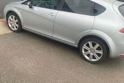 Seat Leon 130.229 km 3.737 &euro; Bensheim 64625