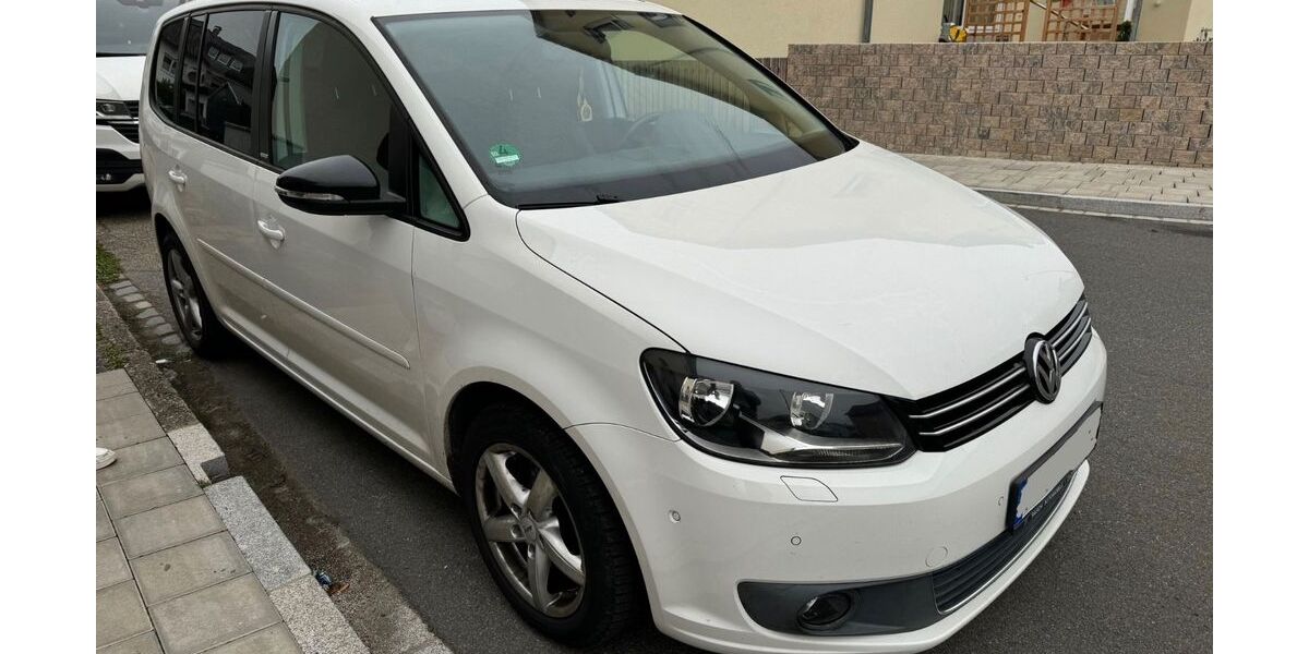 VW Touran 143.000 km 10.600 &euro; Leimen 69181