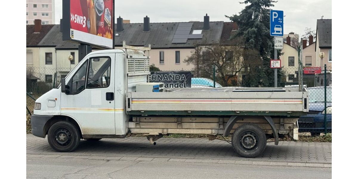 Peugeot Boxer 84.000 km 2.900 &euro; Weinheim 69469