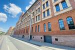 Elegante & teilklimatisierte 4 ZKD-Wohnung mit moderner Einbauküche, nähe MMT Campus & UMM