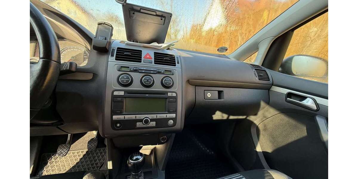 VW Touran 150.420 km 6.500 &euro; Bobenheim Roxheim 67240