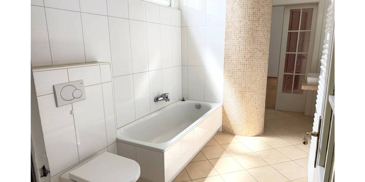 Etagenwohnung Worms Innenstadt - 5 Zimmer, 180 m&sup2;, 1.400&euro; | Angebot:26556657