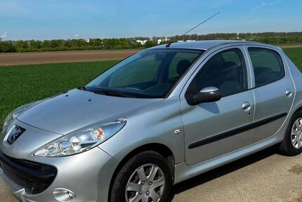 Peugeot 206 43.200 km 3.700 &euro; Mannheim 68259