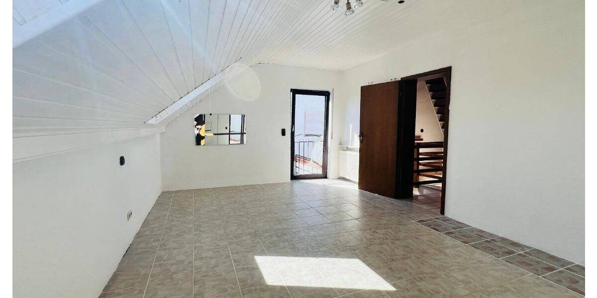 Doppelhaushälfte Beindersheim - 8 Zimmer, 181 m&sup2;, 419.000&euro; | Angebot:26083006