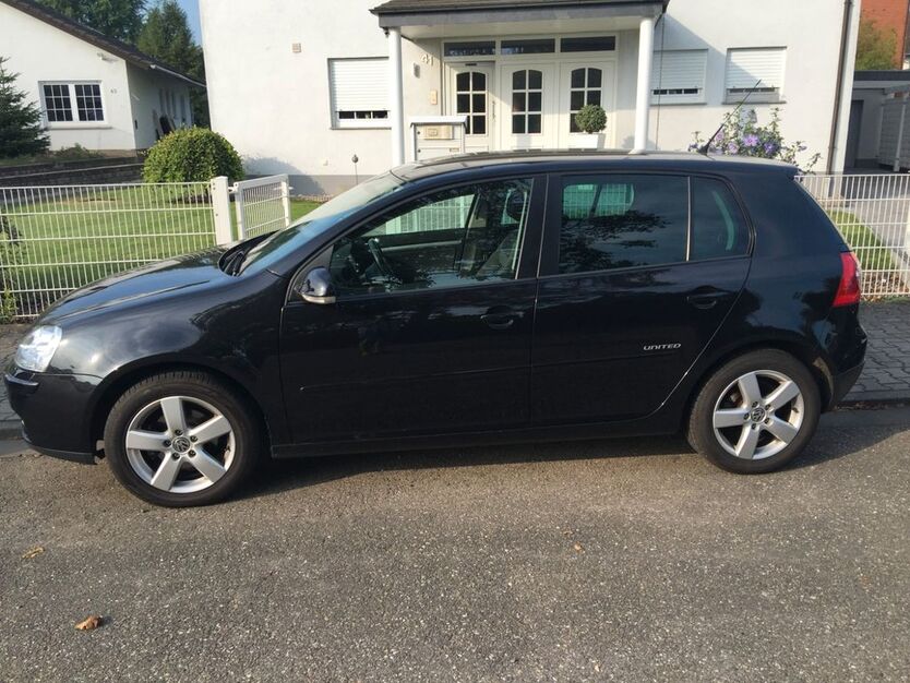 VW Golf 157.800 km 3.390 € Gernsheim 64579