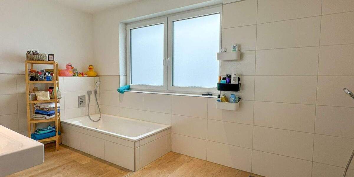 Einfamilienhaus Heddesheim - 7 Zimmer, 262 m&sup2;, 1.250.000&euro; | Angebot:24748529