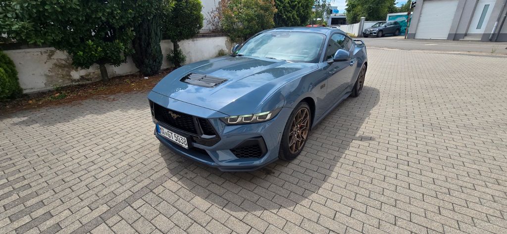 Ford Mustang 18.450 km 49.999 &euro; Heidelberg 69123