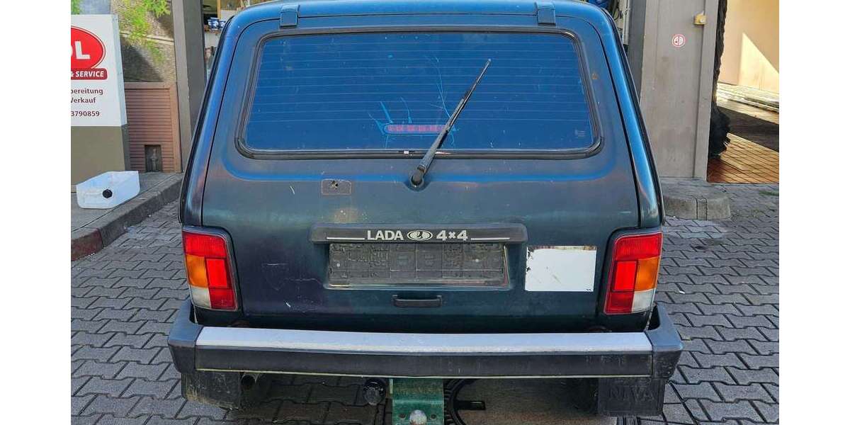 Lada Niva 63.456 km 1.990 &euro; Wiesloch 69168