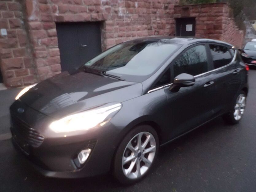 Ford Fiesta 20.000 km 12.300 € Heidelberg 69118