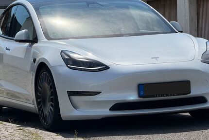 Tesla Model 3 56.000 km 31.800 &euro; Waghäusel 68753