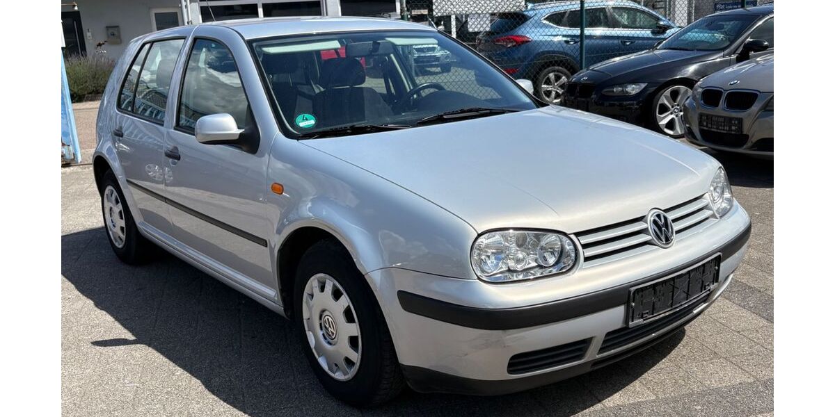 VW Golf 117.000 km 1.990 &euro; Reilingen 68799