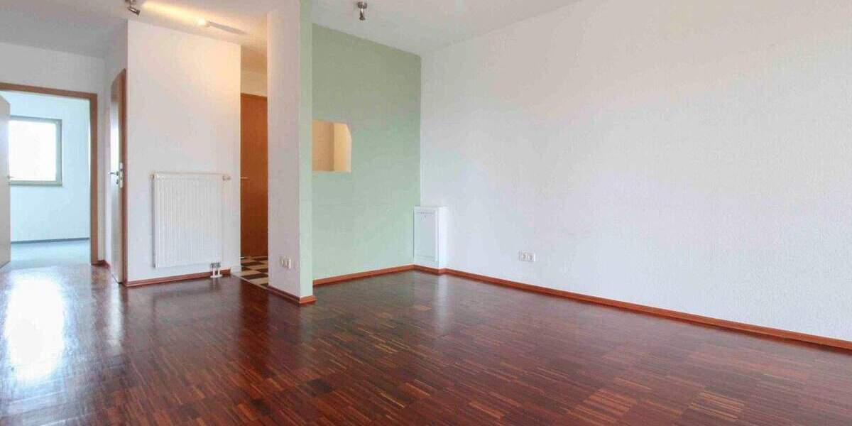 Attraktive 4-Zimmer-Wohnung, zwei Balkone und TG-Stellplatz in Mannheim (Erbpacht) 4 zimmer