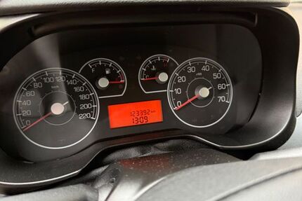 Fiat Punto 123.000 km 3.900 &euro; Heppenheim 64646