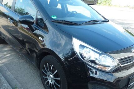 Kia Rio 161.000 km 4.480 &euro; Mannheim 68199