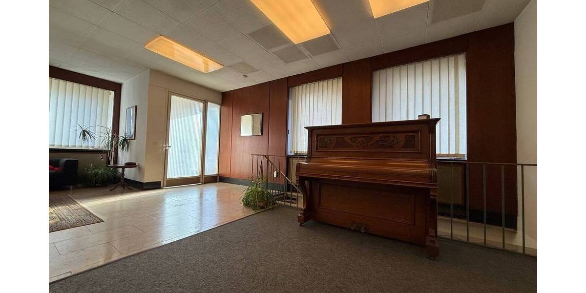 Gewerbeobjekt Mannheim Neckarau - 5 Zimmer, 211 m&sup2;, 295.000&euro; | Angebot:23624733