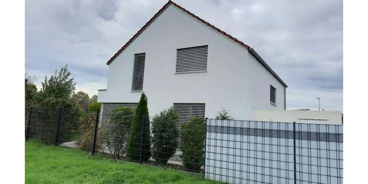 Haus zum Mieten in Ludwigshafen am Rhein 2.300 € 178 m² 5 zimmer