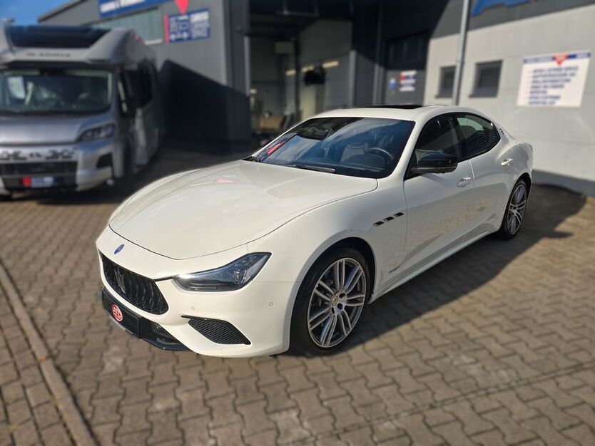 Maserati Ghibli 38.313 km 61.990 € Sandhausen 69207