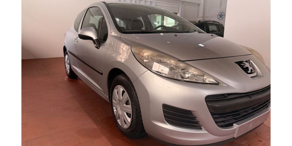 Peugeot 207 142.000 km 3.990 &euro; Ludwigshafen am Rhein 67059