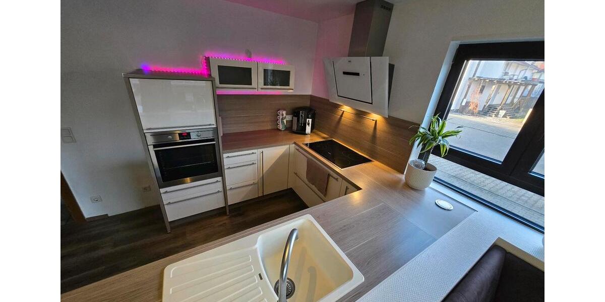 Wohnung mit XXL-Terrasse & Garten + Gartenhaus & Stellplatz 2 zimmer