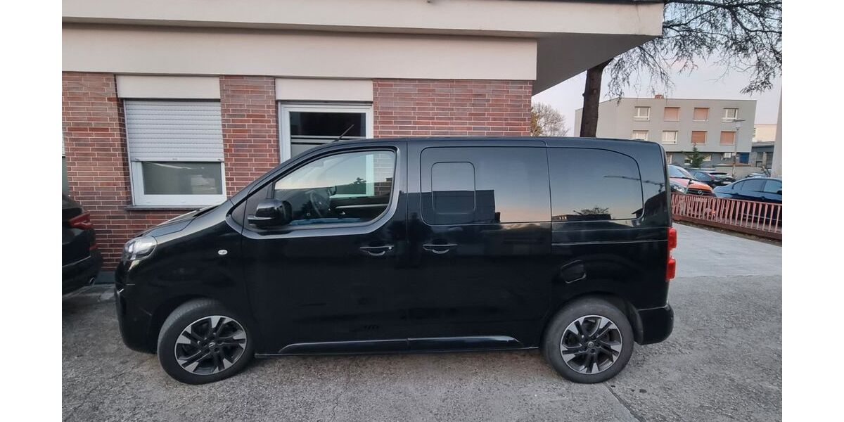 Opel Zafira Life 82.340 km 24.700 &euro; Mannheim 68309