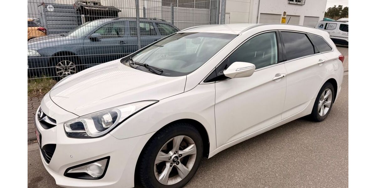Hyundai i40 100.000 km 8.900 &euro; Worms 67551