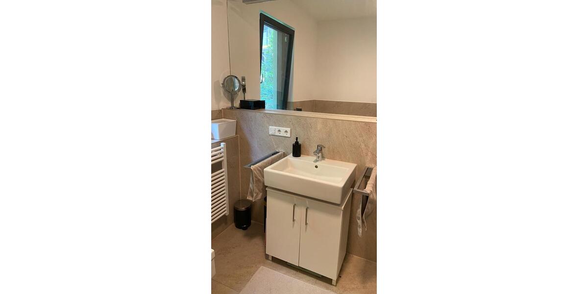 Etagenwohnung Heidelberg Neuenheim - 2.5 Zimmer, 100 m&sup2;, 2.500&euro; | Angebot:26376243