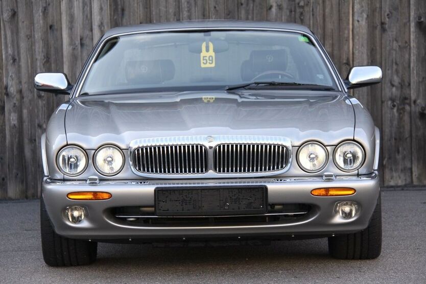 Jaguar Daimler 83.000 km 44.999 € Heppenheim 64646