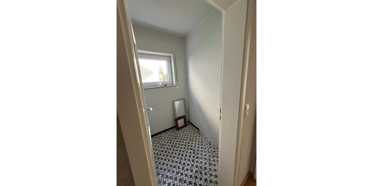 Büro,- Gewerbeetage in gepflegter Wohngegend von Waghäusel-Kirrlach 3 zimmer