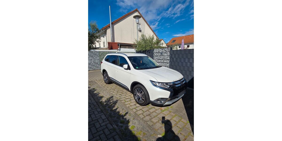 Mitsubishi Outlander 67.500 km 17.900 &euro; Mannheim 68307