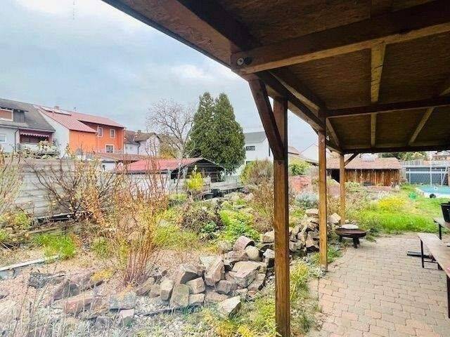 Einfamilienhaus Waghäusel Kirrlach - 4 Zimmer, 164 m&sup2;, 499.000&euro; | Angebot:23801896