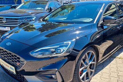 Ford Focus 70.000 km 21.980 &euro; Brühl 68782