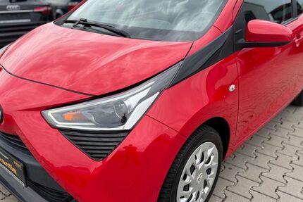 Toyota Aygo (X) 100.000 km 7.899 &euro; Speyer 67346
