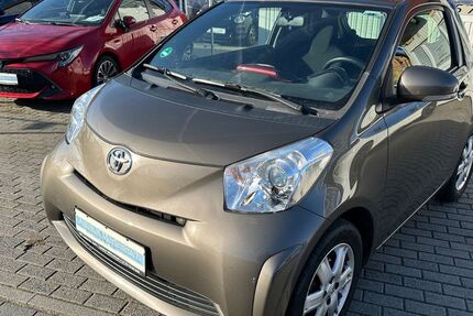 Toyota IQ 125.000 km 5.499 &euro; Mörlenbach 69509