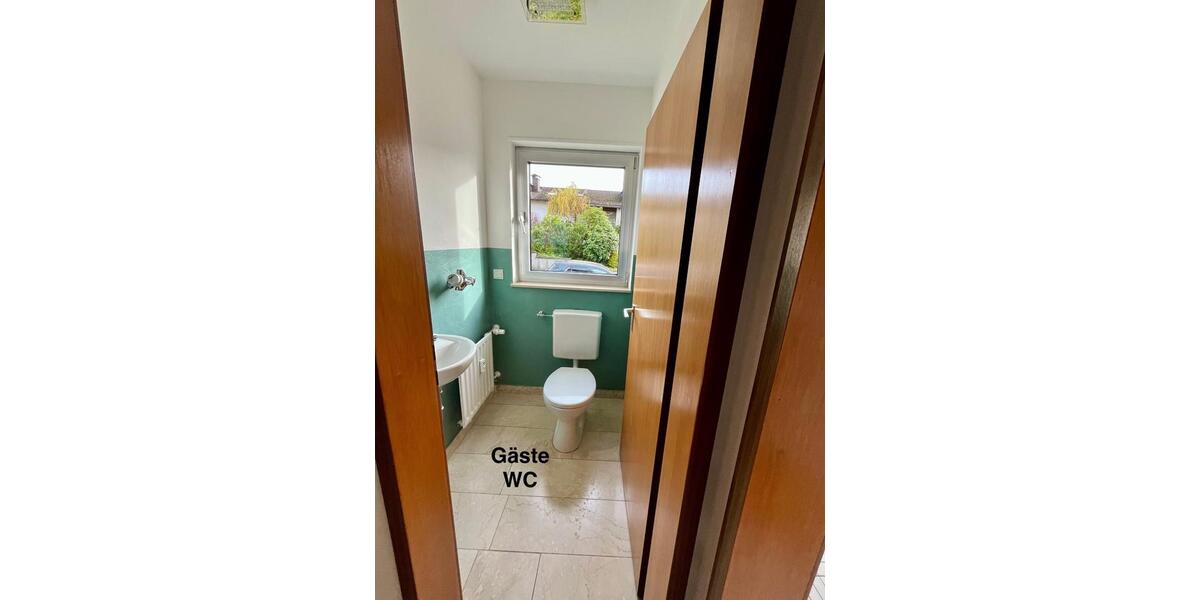 Erdgeschoßwohnung Fürth - 4 Zimmer, 140 m&sup2;, 1.260&euro; | Angebot:25934578