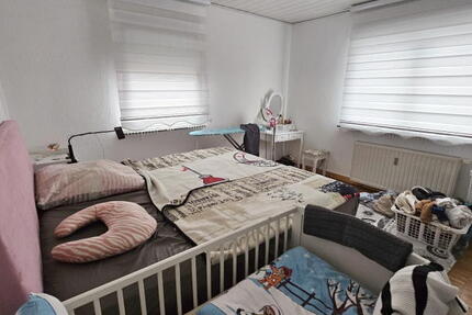 ObjNr:19646 - Freistehendes Dreifamilienhaus mit großem Grundstück; Kapitalanlage oder Mehrgenerationenhaus 9 zimmer