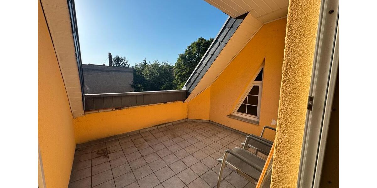 Dachgeschoßwohnung Ludwigshafen am Rhein Parkinsel - 3 Zimmer, 98 m&sup2;, 269.000&euro; | Angebot:26758770