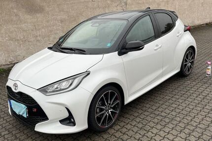 Toyota Yaris 17.000 km 24.999 € Neuhofen 67141