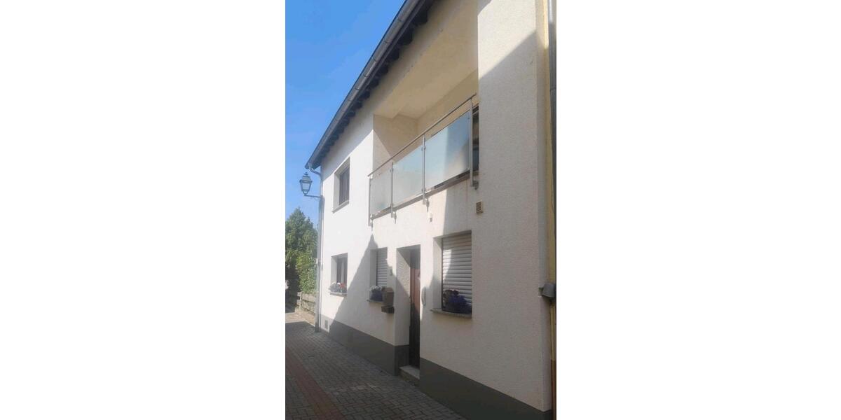 Einfamilienhaus Freinsheim - 4 Zimmer, 130 m&sup2;, 1.275&euro; | Angebot:25274964