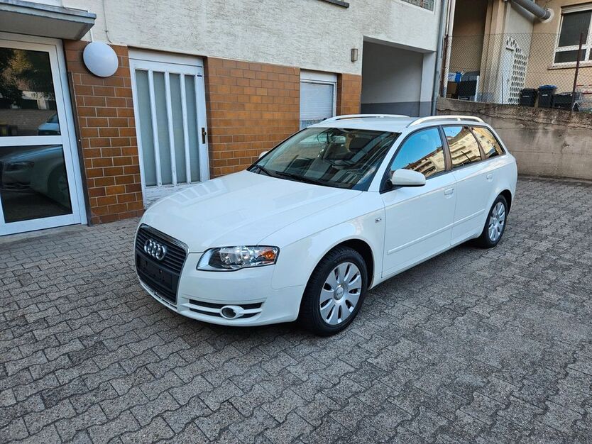 Audi A4 81.000 km 7.900 € Mannheim 68219