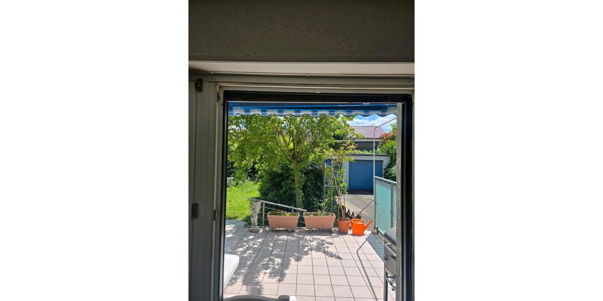 Erdgeschoßwohnung Heddesheim - 2.5 Zimmer, 98 m&sup2;, 300.000&euro; | Angebot:27162326