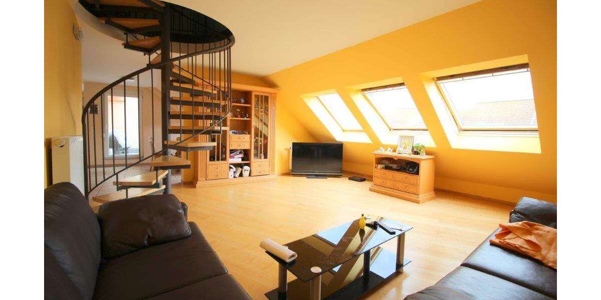 Etagenwohnung Mannheim Hochstätt - 2 Zimmer, 84 m&sup2;, 310.000&euro; | Angebot:24017494