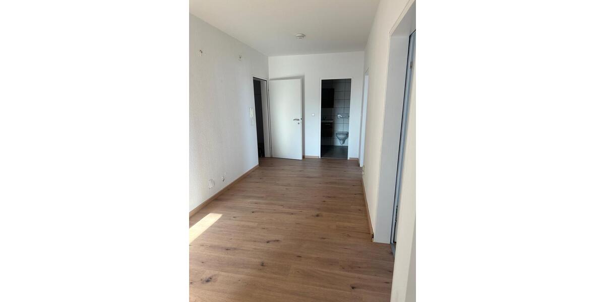 Etagenwohnung Bensheim - 3 Zimmer, 94 m&sup2;, 1.600&euro; | Angebot:26020918
