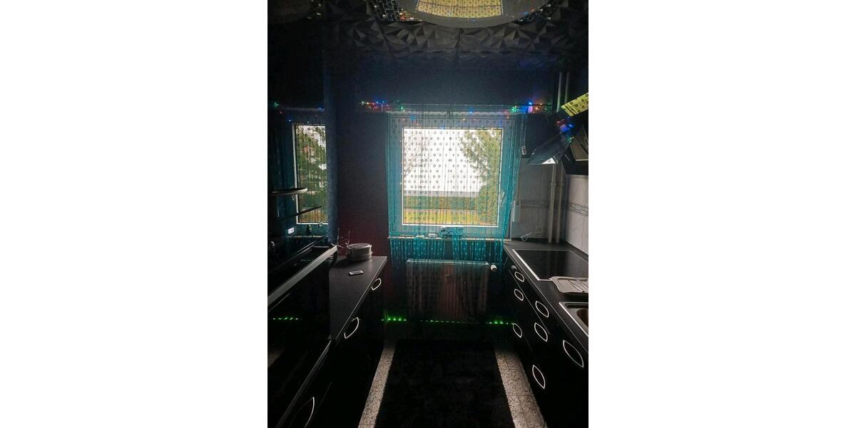 2 Zi.- Wohnung, mit neuer Küche ,vollmöbliert. Einziehen, fertig! 2 zimmer