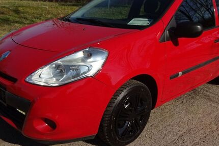 Renault Clio 73.150 km 4.750 &euro; Lorsch 64653