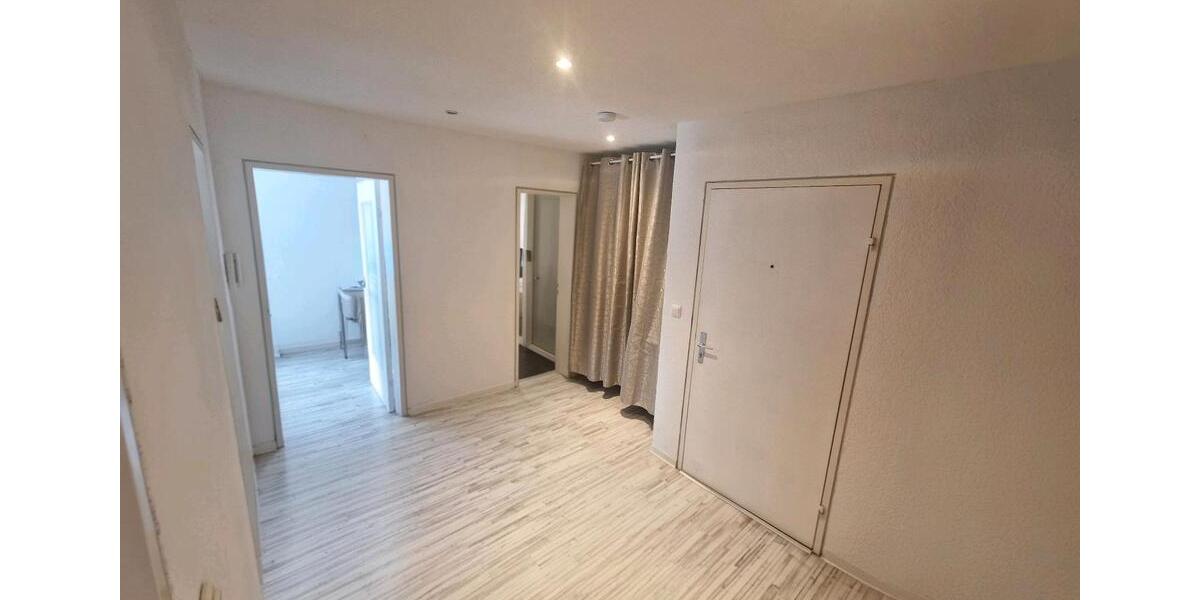 Etagenwohnung Hockenheim - 3 Zimmer, 74 m&sup2;, 270.000&euro; | Angebot:27019407