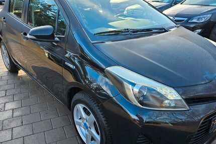 Toyota Yaris 108.163 km 8.600 &euro; Lachen-Speyerdorf 67435