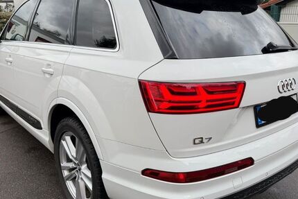 Audi Q7 293.000 km 21.900 &euro; Speyer 67346